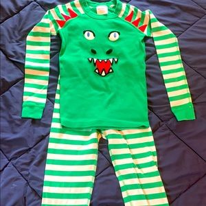Hanna Andersson dragon pjs size 10